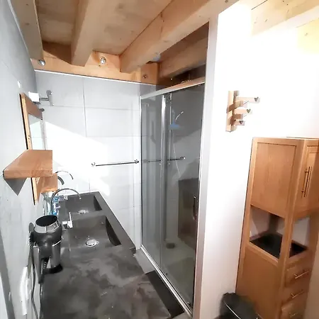 Chalet Spacieux A Avec Options De Loisirs